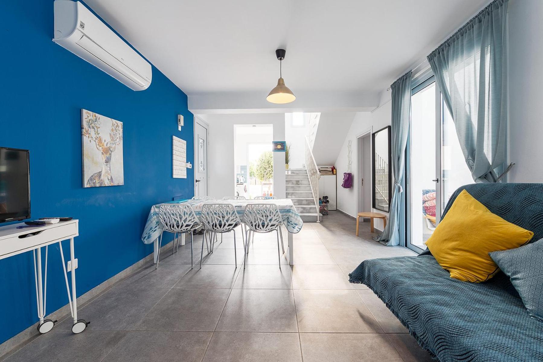 Blue Diamond Beach Villas Paphos Exterior foto