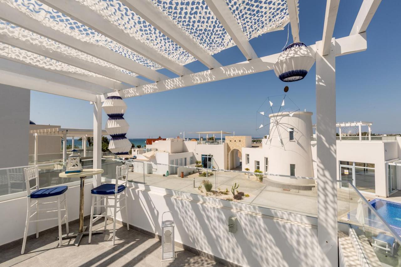 Blue Diamond Beach Villas Paphos Exterior foto